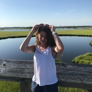 Meet your Posher, Anna